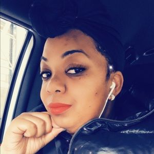 Meet your Posher, Alana